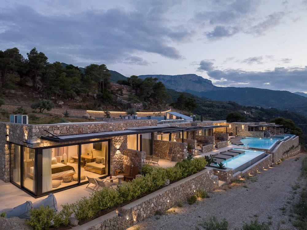 Le Grand Bleu Resort