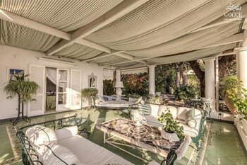 Green Coral Luxury 1950 s Villa