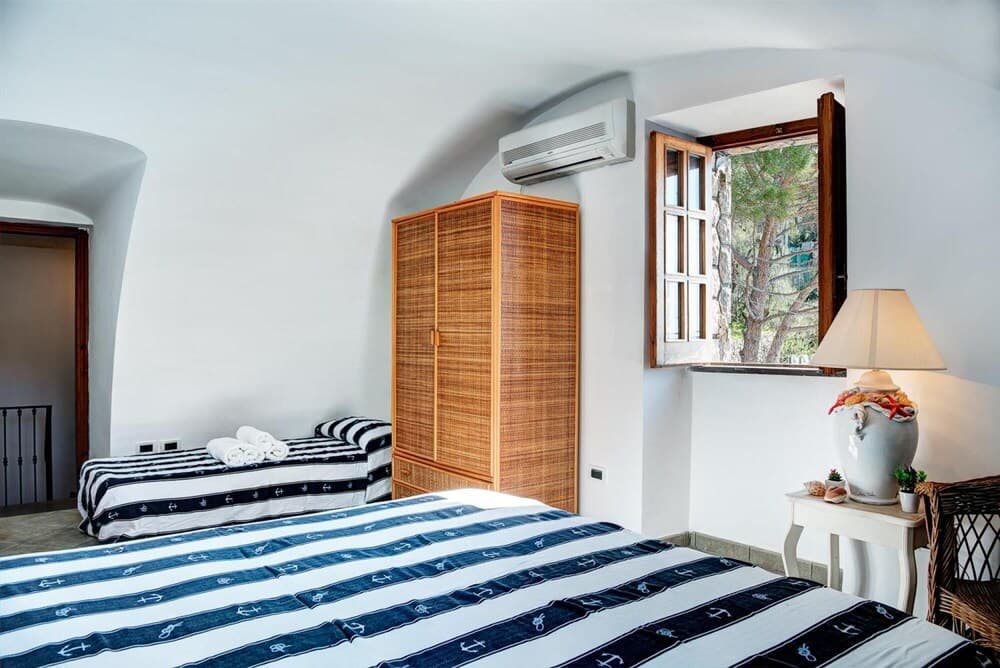 La Cabane Bleau - The Perfect Beachfront Apartment