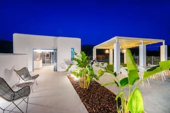 Narciso Luxury Suites