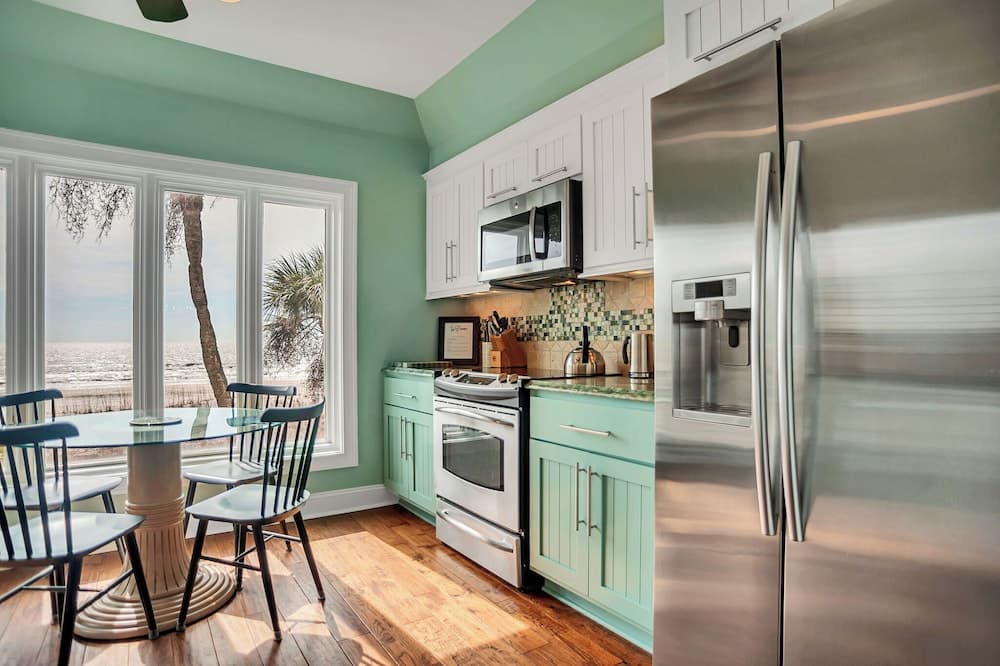 201 Turtle Lane at The Sea Pines Resort