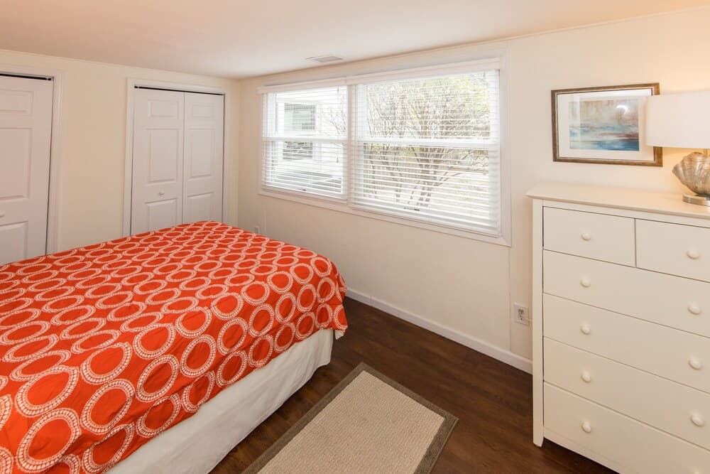 North End Paradise 3 Bedroom Home by Redawning