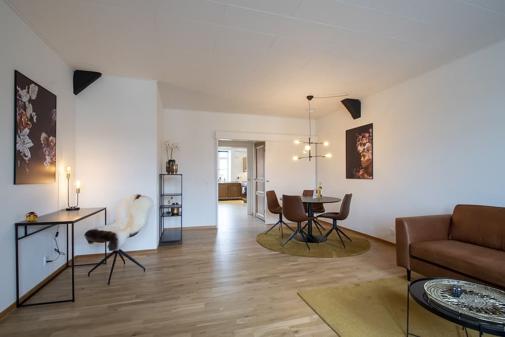 Stylish two floor Deluxe Apartment