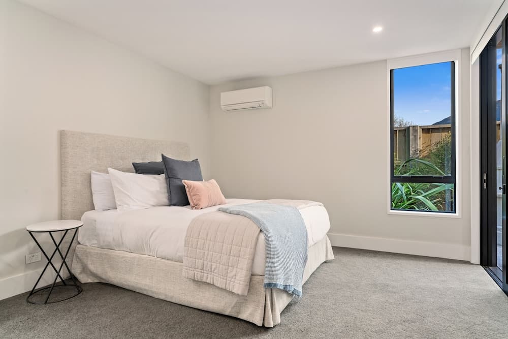 Central Queenstown Villa & Spa