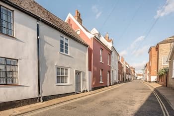 16 Cumberland Street, Woodbridge