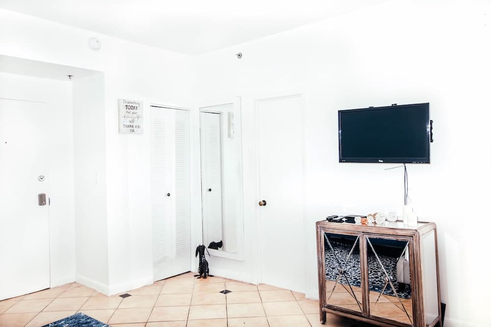 OCEAN DRIVE APARTMENTS