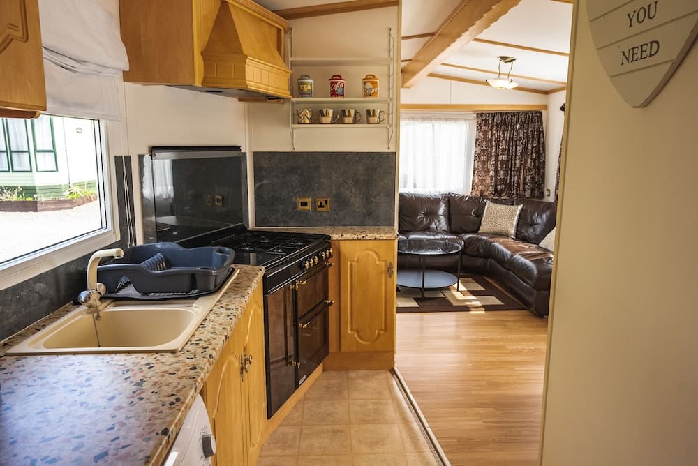 Lochlands 2BR Family Caravan - Pets - Play Park