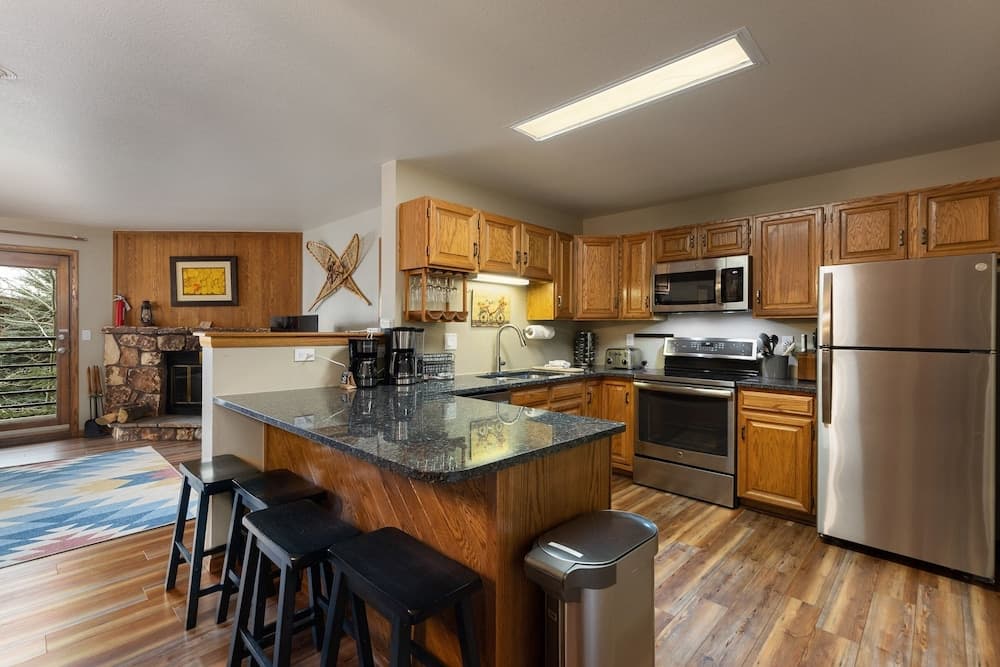 309 Snowdance Manor 2 Bedroom Condo by RedAwning