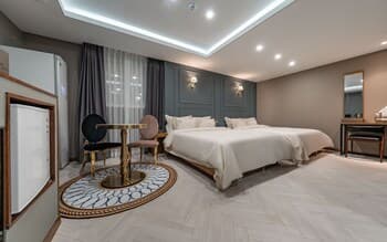 Yangju Latte Drive-in Hotel