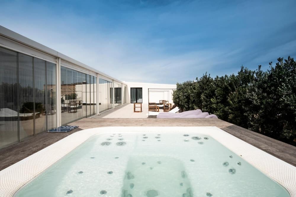 Alkamuri Posh Hotel Spa 109 Suite Superior