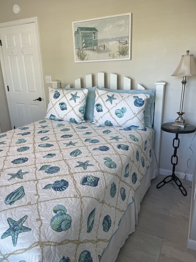 Coastal Retreat 3 Bedroom Home by RedAwning