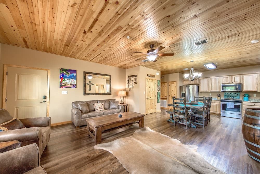 Old Mills Resort Oma12 2 Bedroom Condo by Redawning