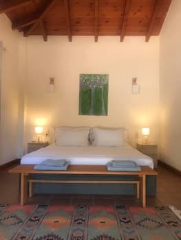 Private Two-house Villa With Pool in Olive Garden