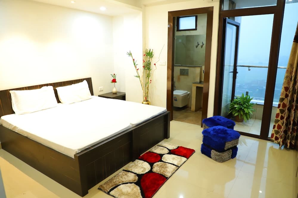 Best Property Of India, Near to Ganges