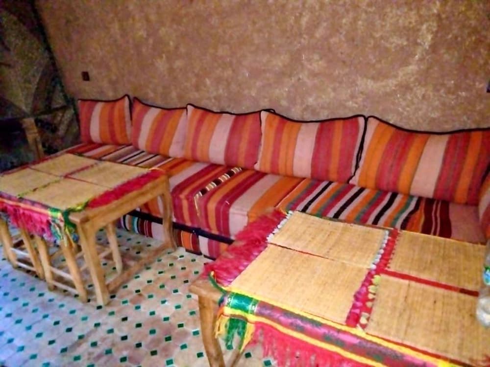 Authentic and Pittoresque Room for 3 People in Tamatert, Morocco