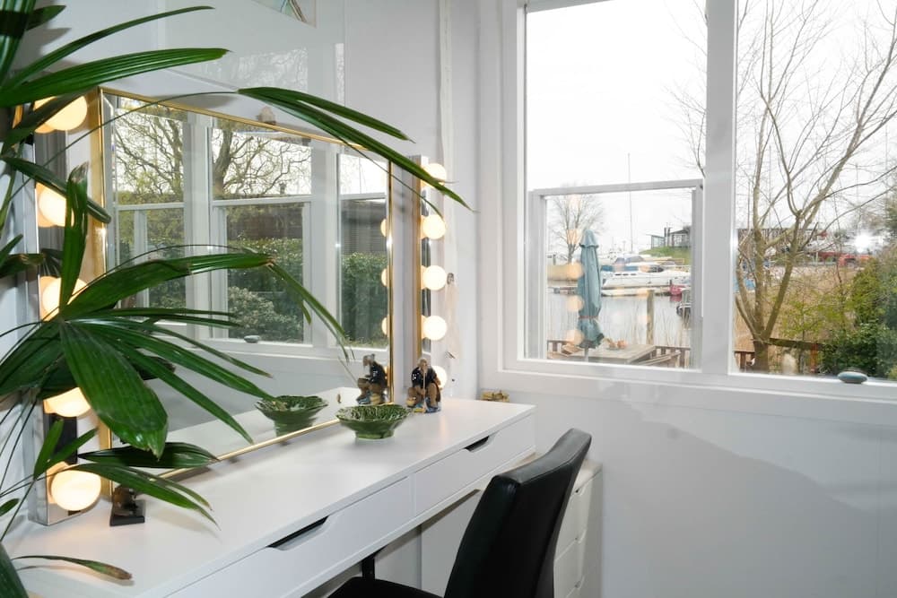 Unique Chalet An der Marina With Infrared Sauna