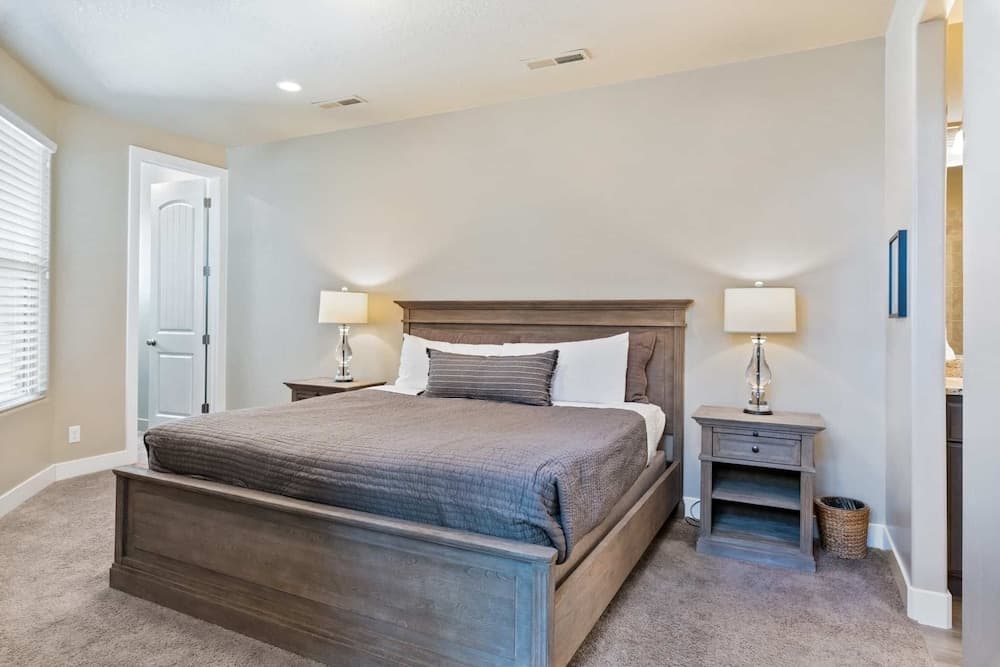 The Suite Escape by RedAwning