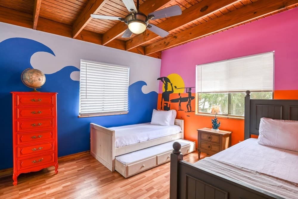 Endless Summer on B Street - Unit B