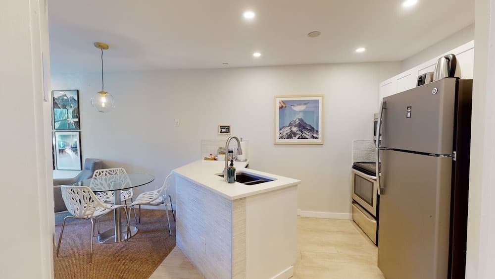 Marketplace Lodge - Whistler Premier