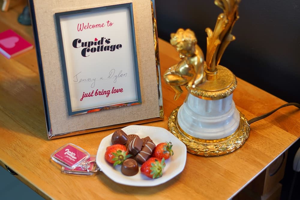 Charming 2-bed House in West Cork Cupid's Cottage