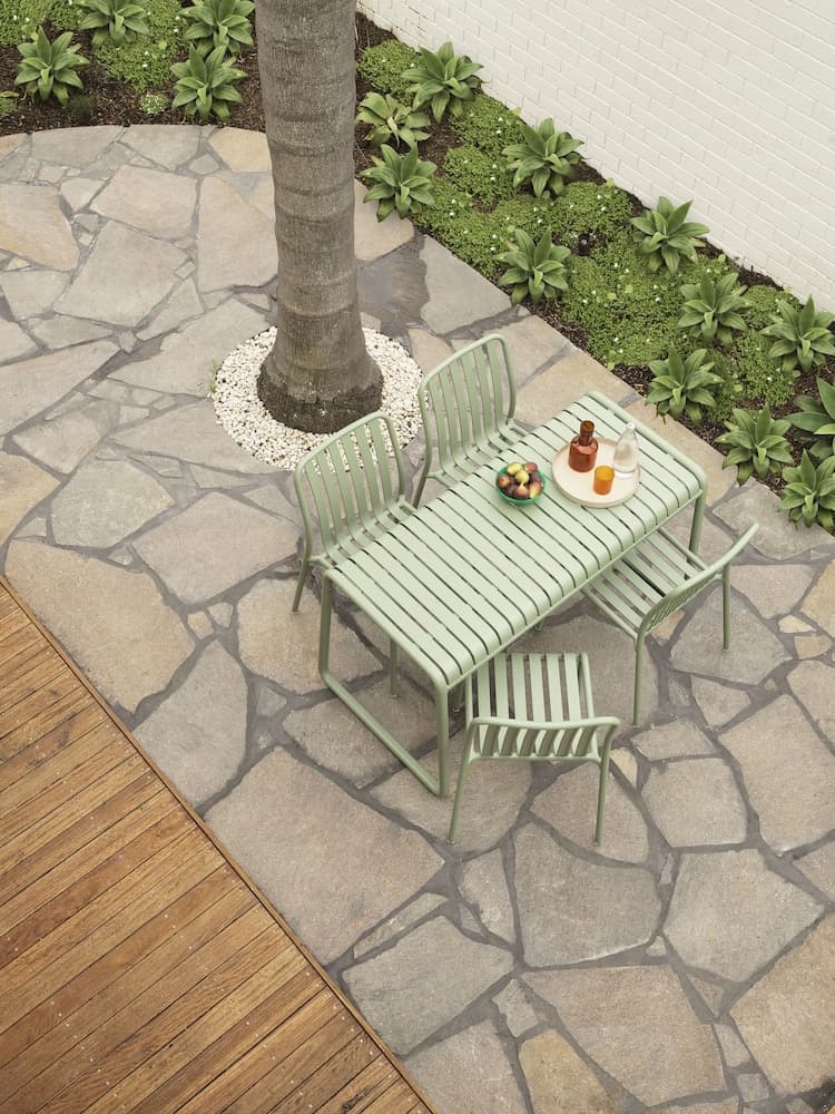 The Isla & Casita Motel