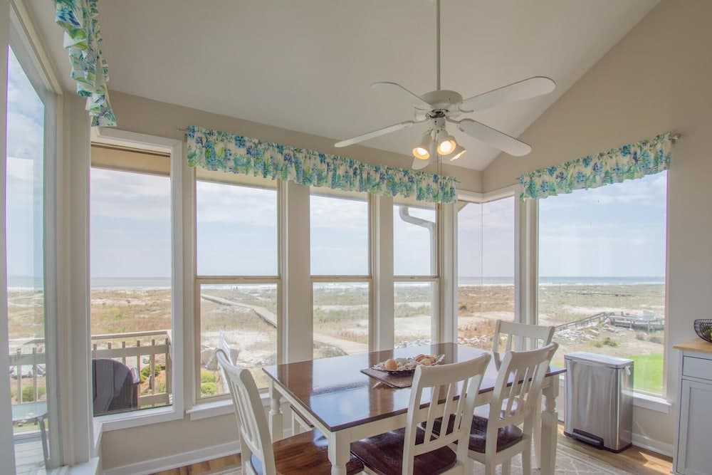 102 Capt John Fripp Villa