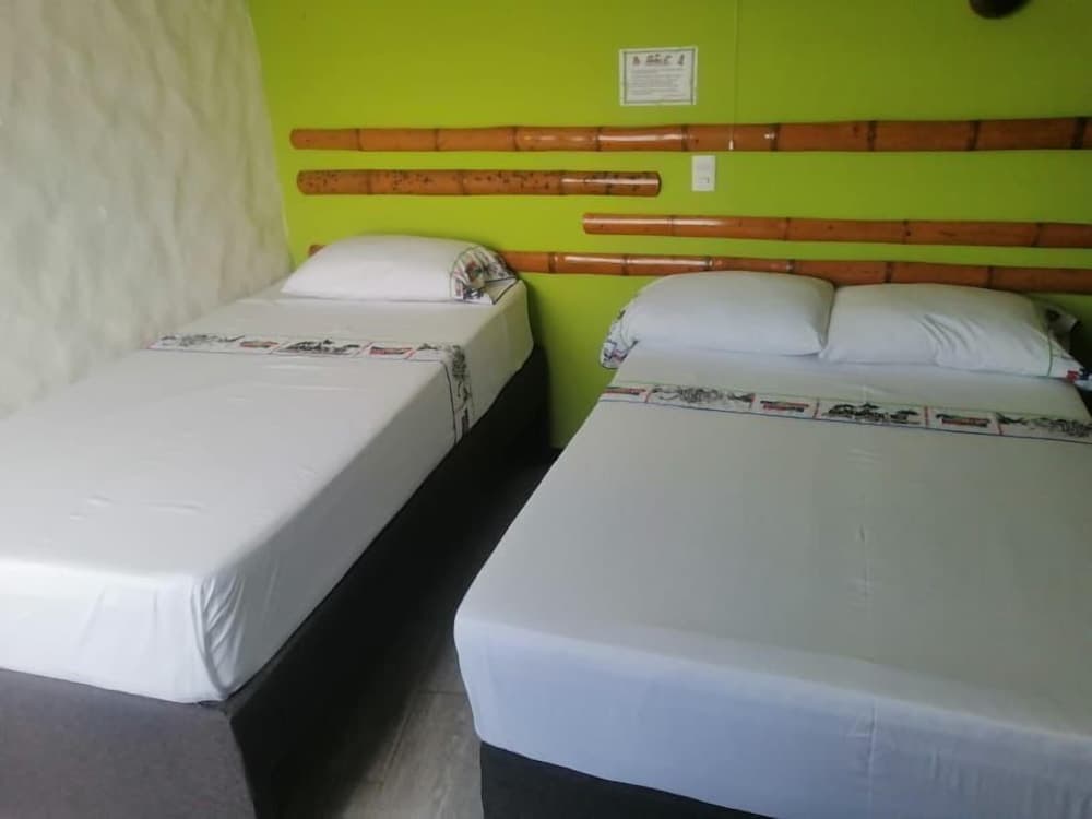 Hotel Paraíso Hawaii Girardot