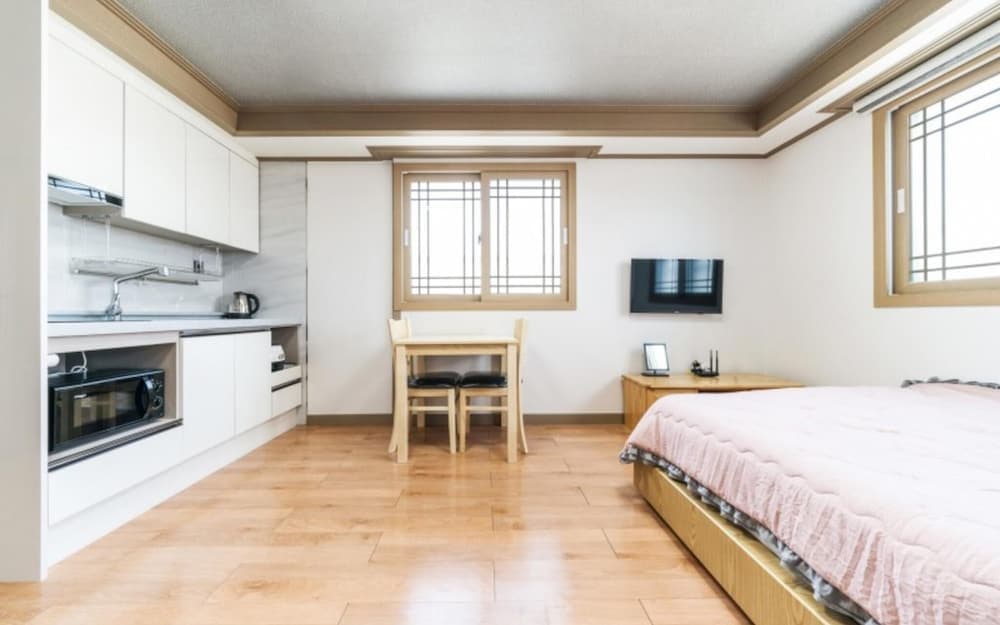 Seogwipo Jungmun Bolia Pension