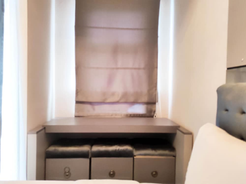 Nice And Elegant Studio At Vida View Makassar Apartment