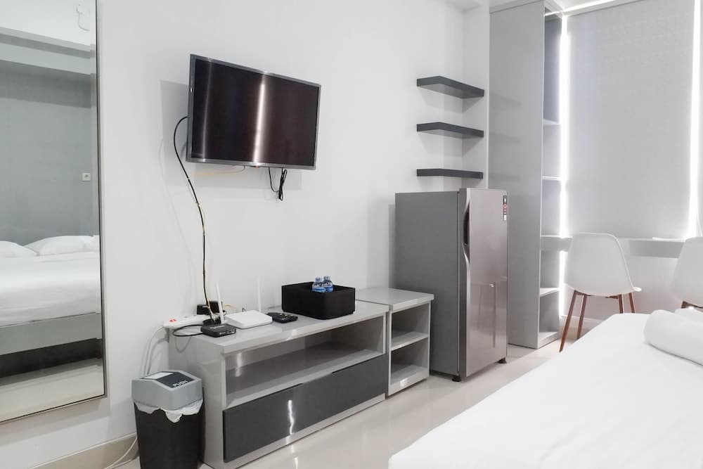 Compact And Stylish Studio Apartment At Taman Melati Surabaya
