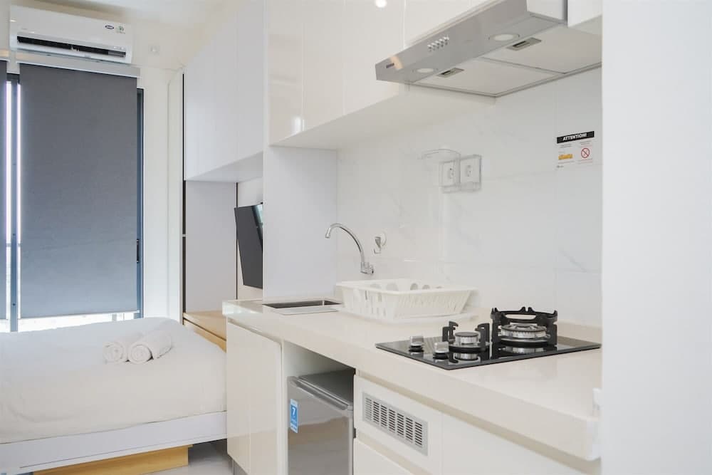 Great Location Studio Sky House Apartment Near Bsd