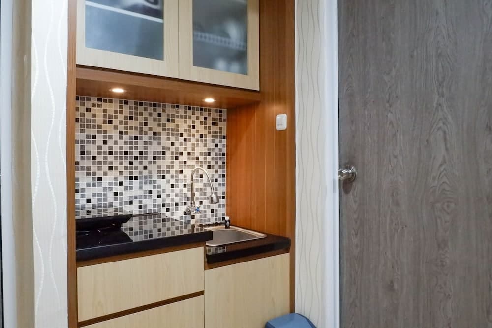 Stylish Studio Apartment At Taman Melati Surabaya