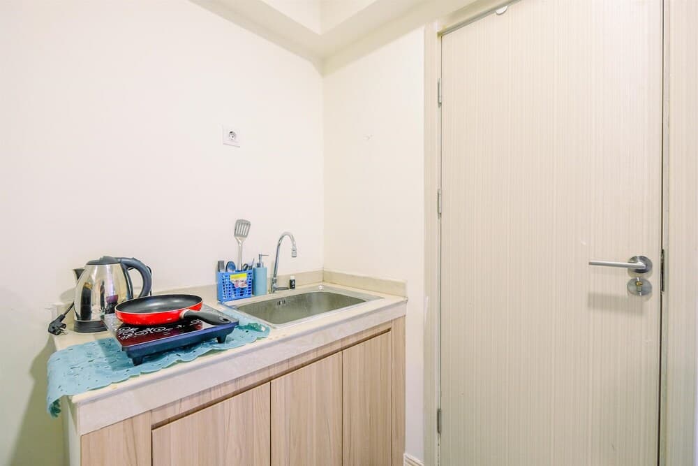 Simply And Homey Studio Meikarta Apartment