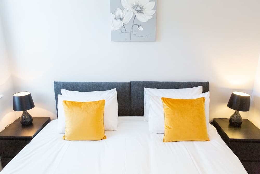 Velvet 2-bedroom Apartment, Brewery Road, Hoddesdon