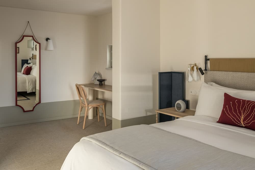 Cosme, A Luxury Collection Resort, Paros