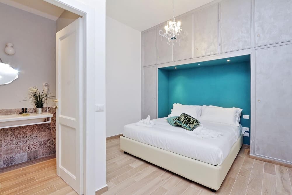 Rm-h501-pale6h3 Monti Apartments - M12