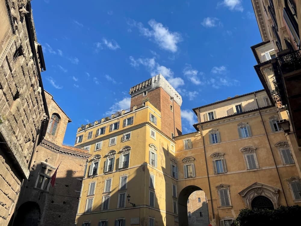 Rm-h501-pale6c2 Monti Apartments - M7