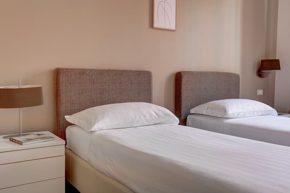 Rm-h501-gpsc20p7 Colosseo Gardens - C14