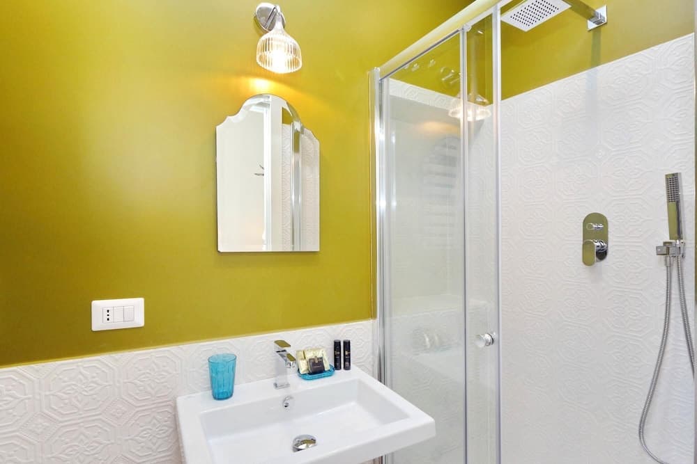 Rm-h501-pale6e2 Monti Apartments - M9