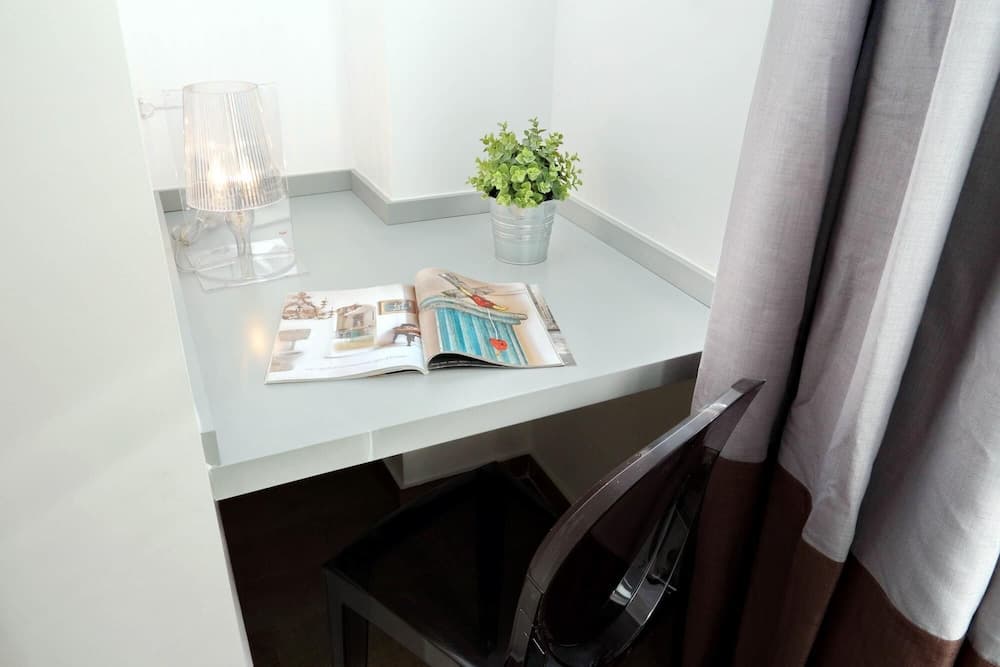 Rm-h501-pale6e2 Monti Apartments - M9