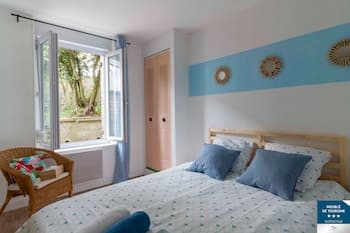 F2 Appart Rénové au Calme Proche Gare et Commerces