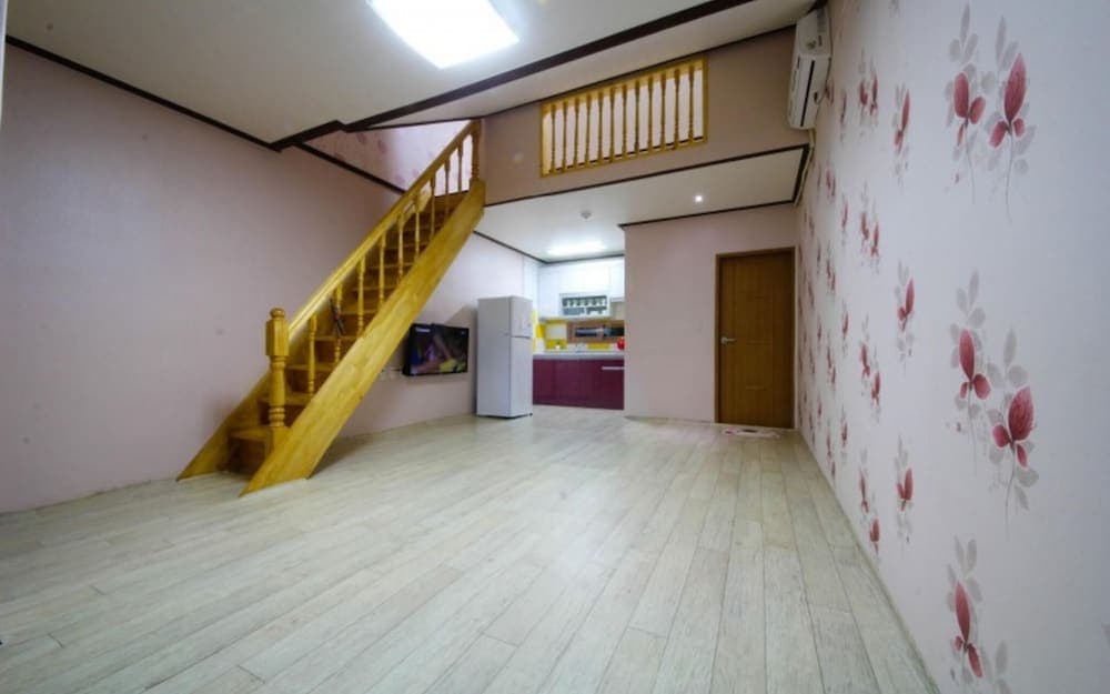 Suncheon Bay Baramuieondeok Pension