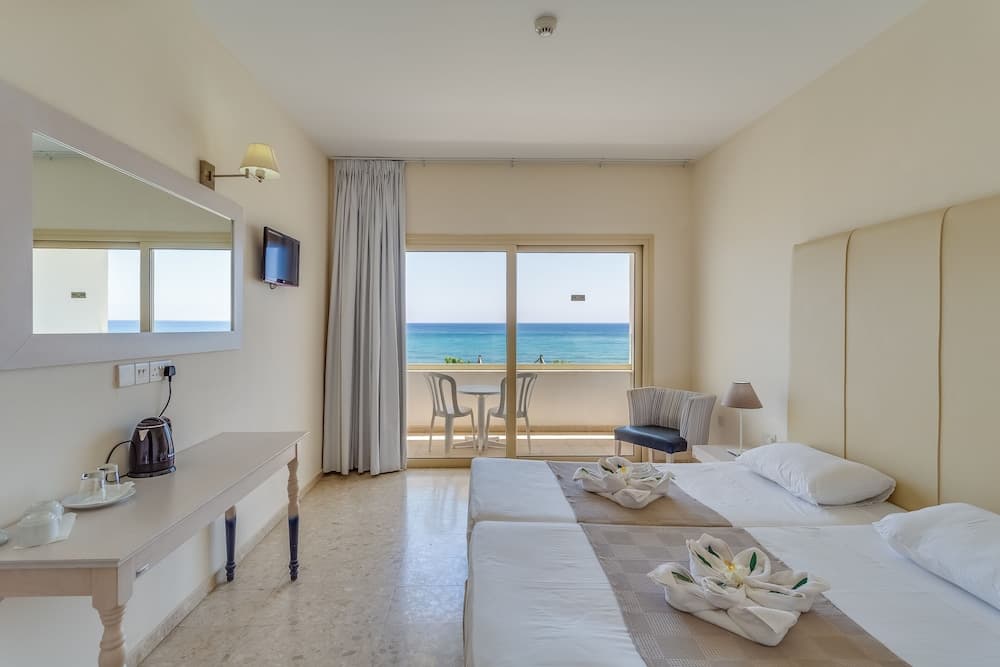 Piere Anne Beach Hotel