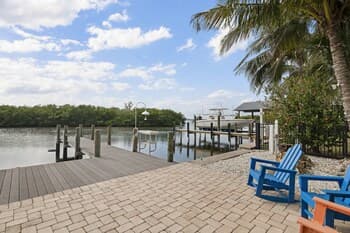 3 Bedroom Bay Front Villa Bring Your Boat Dock Space Available 3 Villa by Redawning
