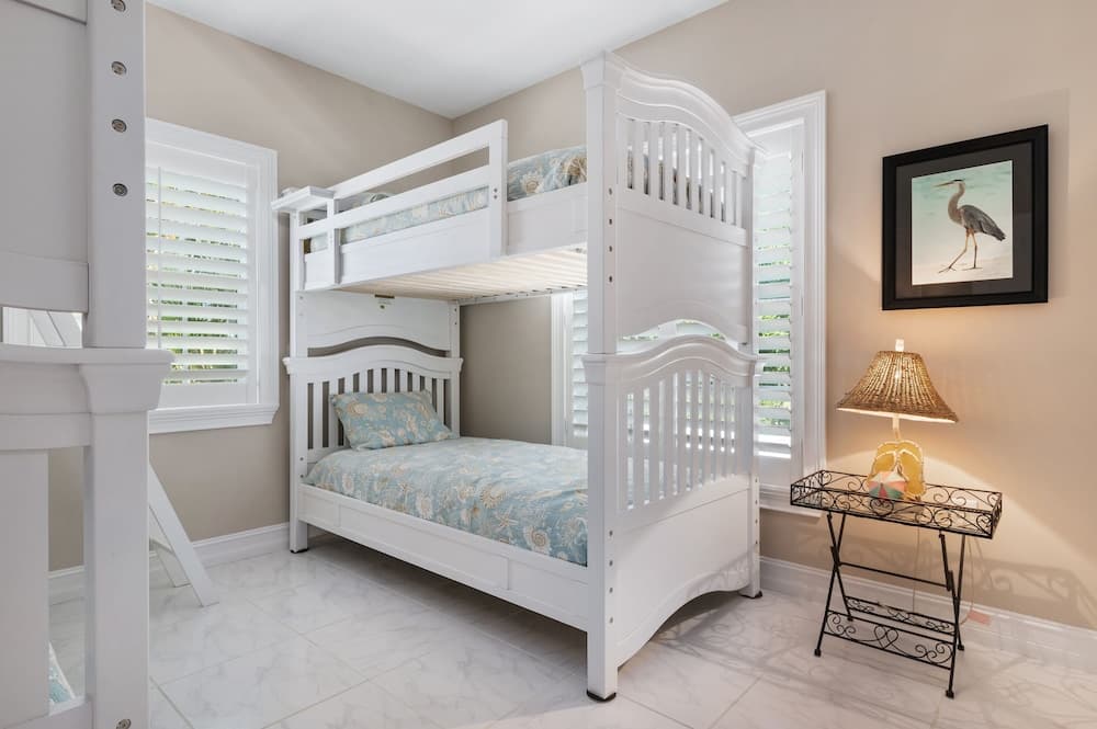 New Listingprivate Pool Spa Located On Canal With Boat Lift 3 Bedroom Home by Redawning