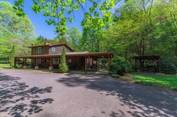 Cowboy Cabin - Gorgeous Unique Mountain Cabin With Creek Porch Pool Table