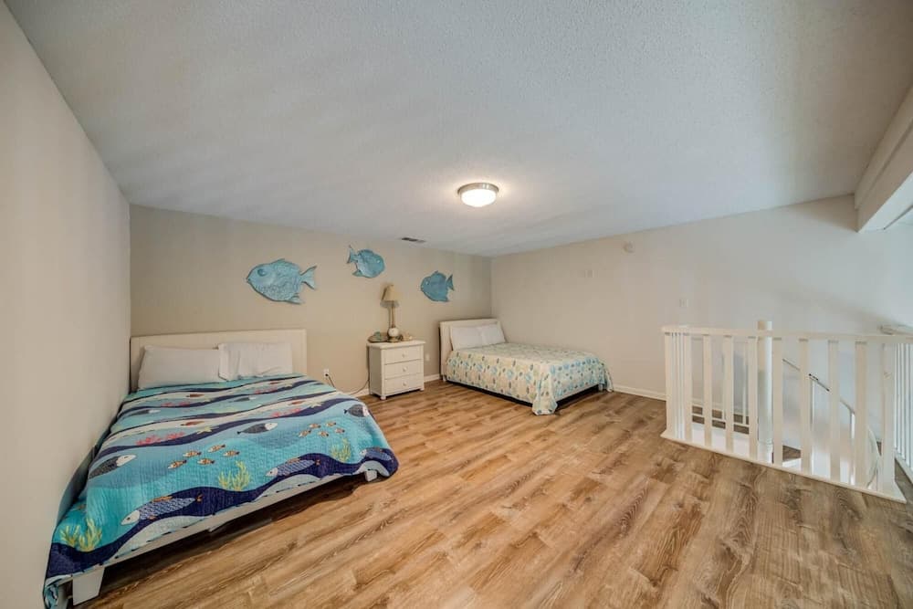 Bay Condo on Cotton Bayou in Orange Beach Boater Dream Location With Pool