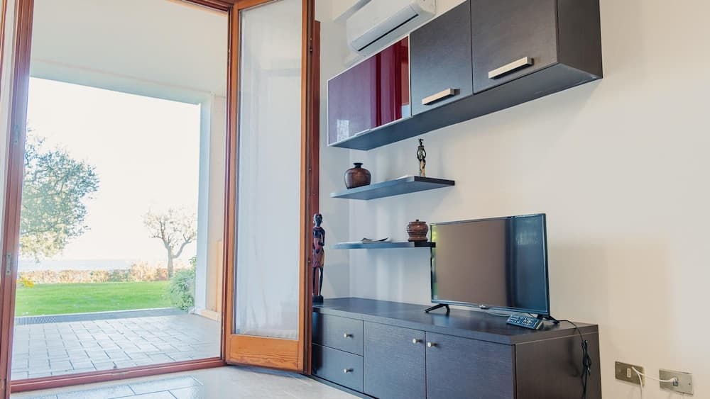 Vista Lago Apartment - Italian Homing