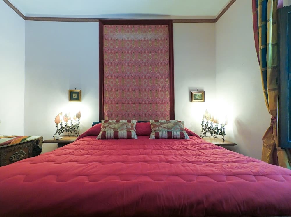 Patio Mirabella in Siracusa