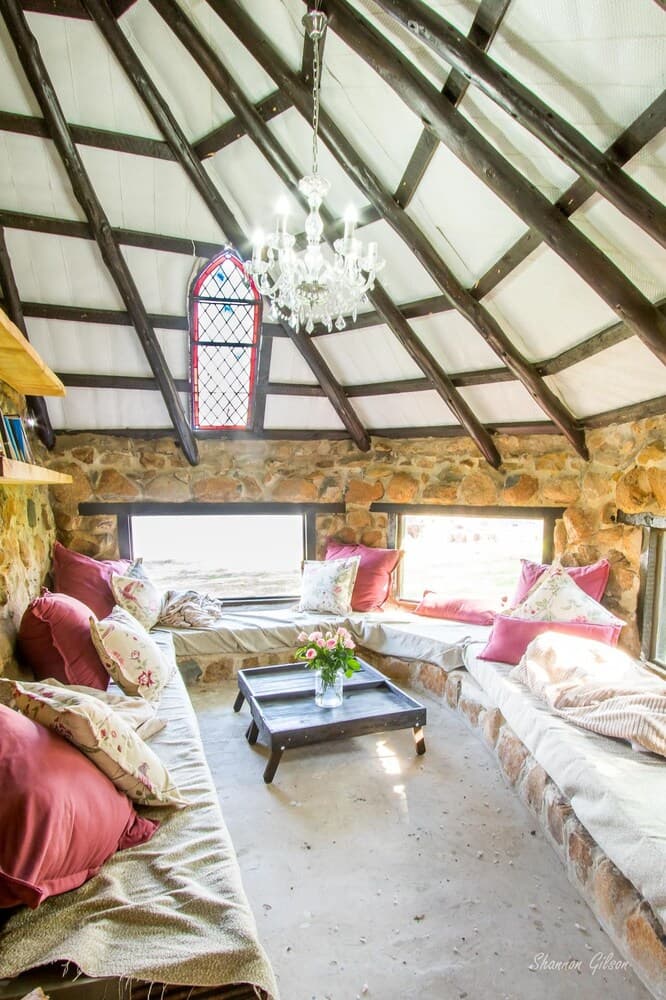 Bull Stables Room 10